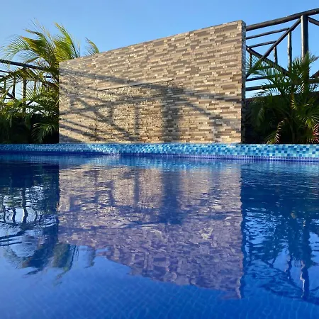 Hotel Suites La Roca